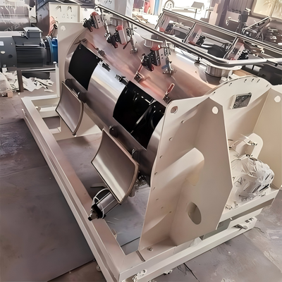 LDH-4 과립 쟁기날 믹서 38kW 산업용 분말 믹서 배치당 1600-2400kg