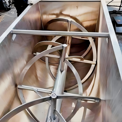 Pharmaceutical Grade 4000L Stainless Steel 1600-2400kg Ribbon Blender For Powder Mixing