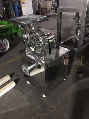 높은 효율 15KW 스테인레스 강 유니버셜 분쇄기 1000*900*1680mm